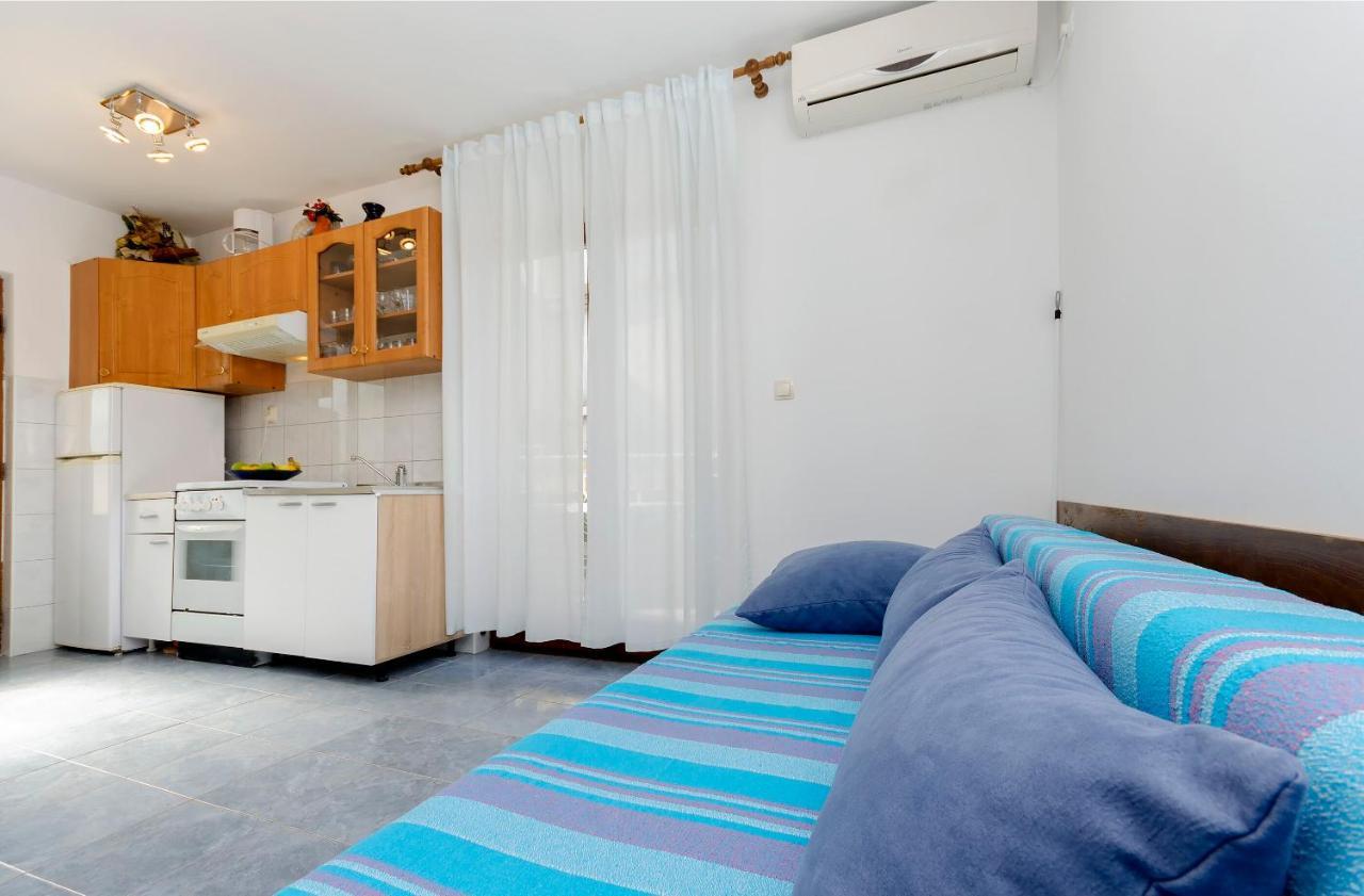 Apartment Milena Срима Екстер'єр фото