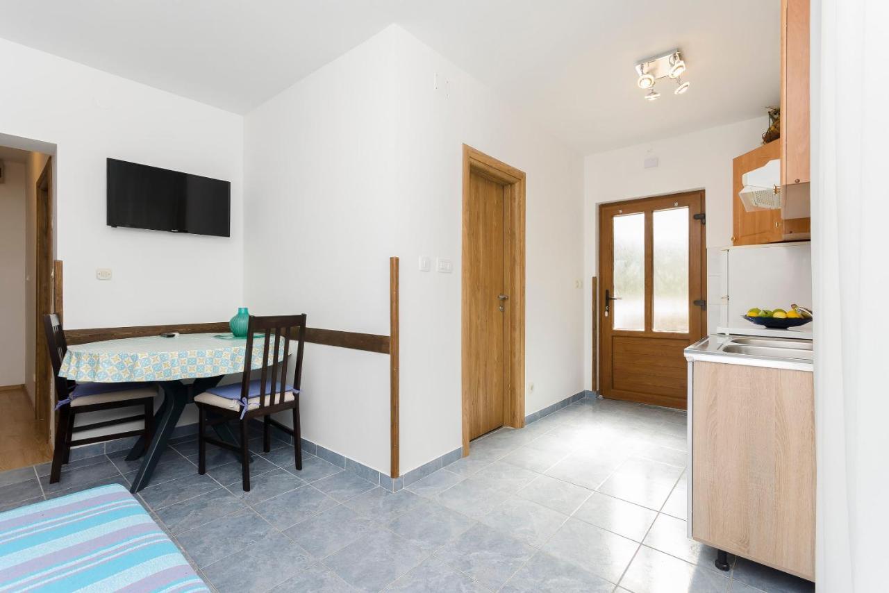 Apartment Milena Срима Екстер'єр фото